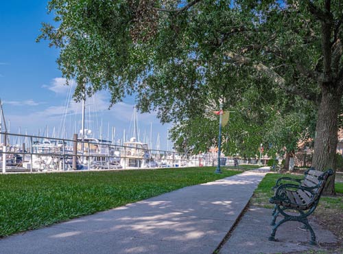 DoubleTree outdoors walkway